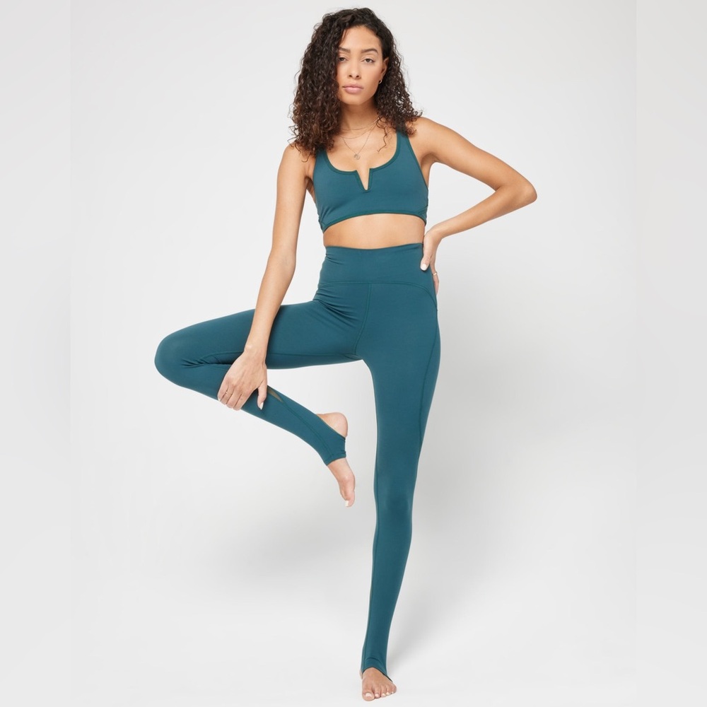 L*Space Exhale Legging in Ultramarine size Large - Picture 3 of 10